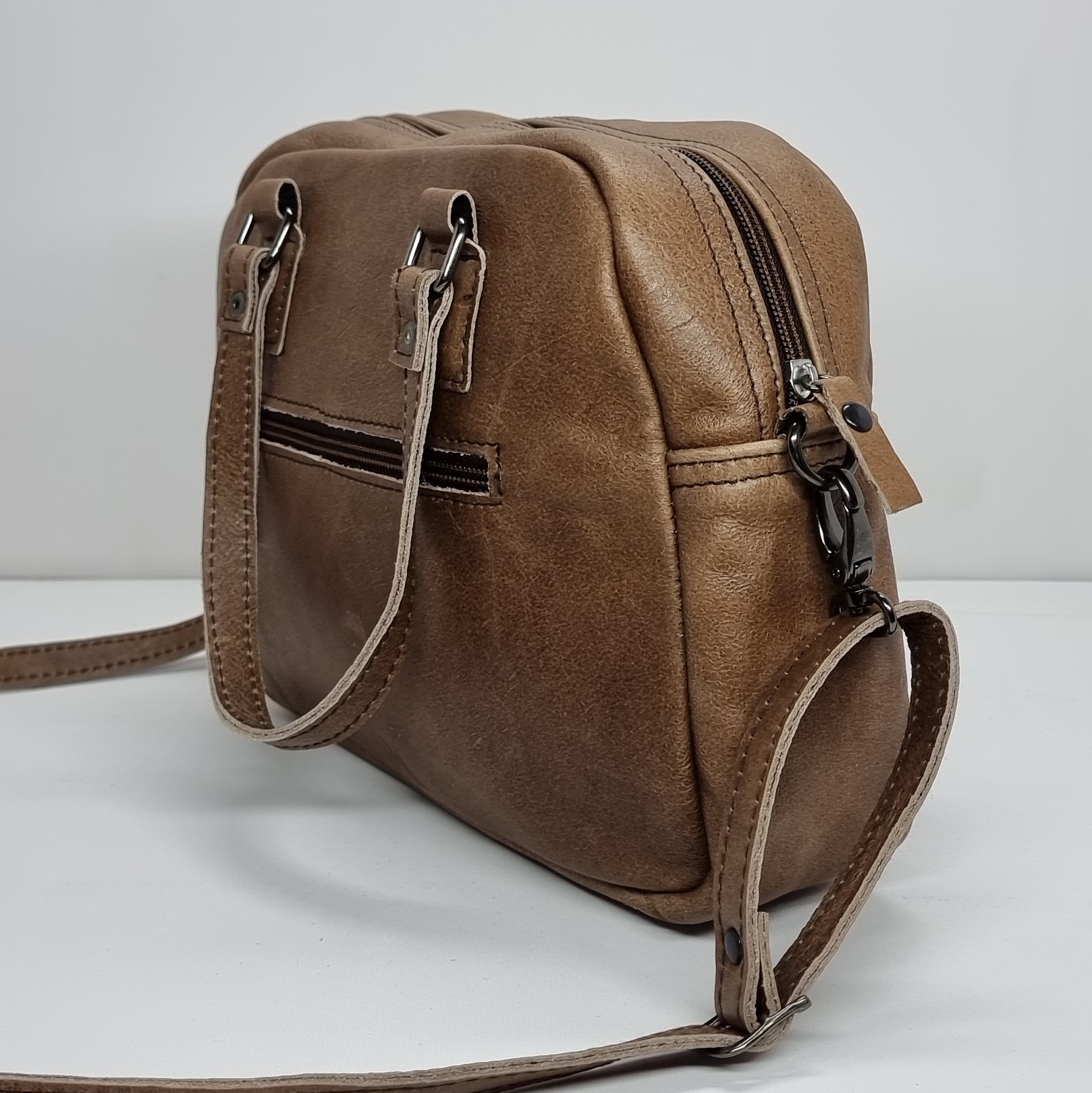 Bella Light Brown 3