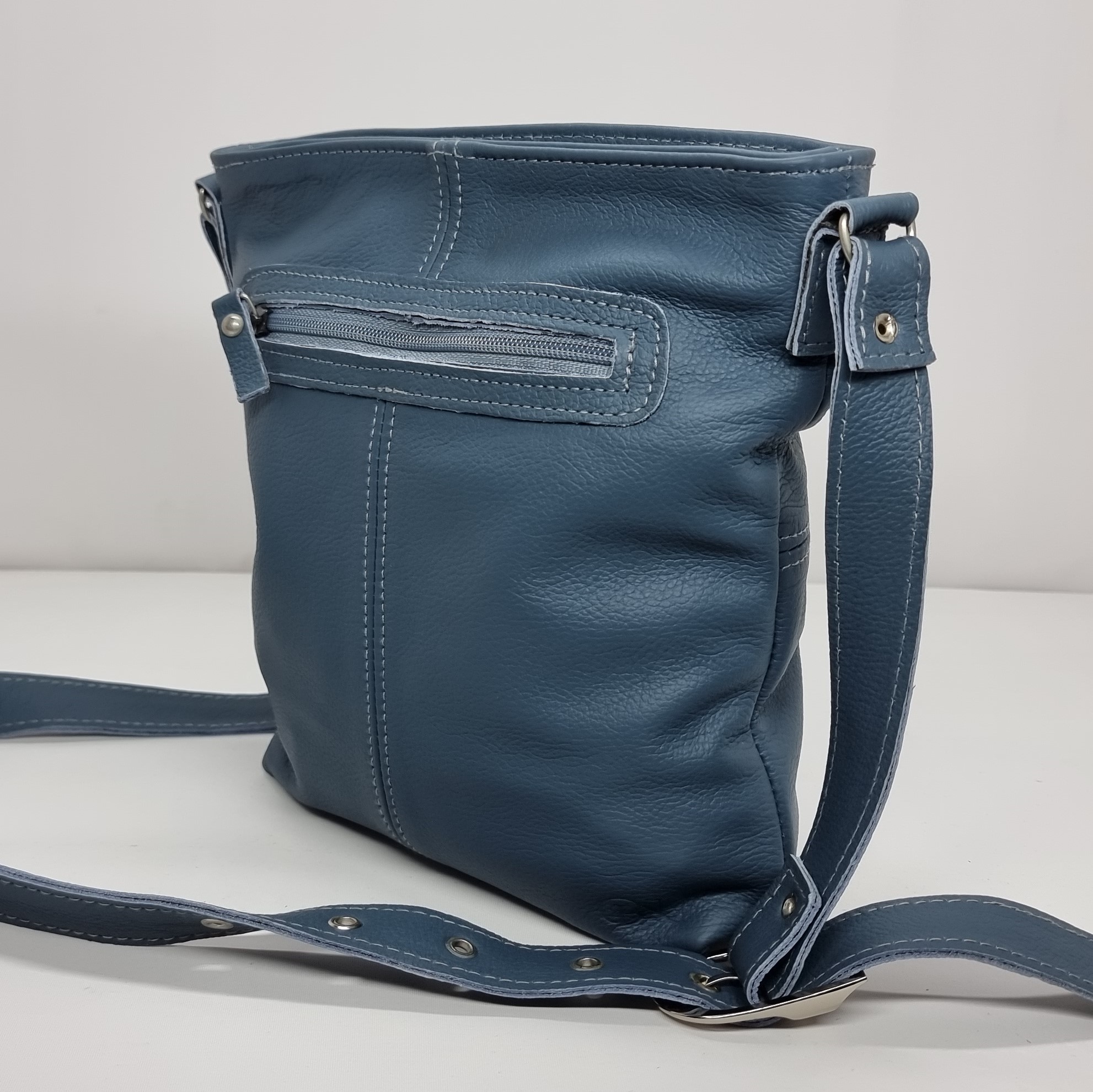 Dahlia Blue 3