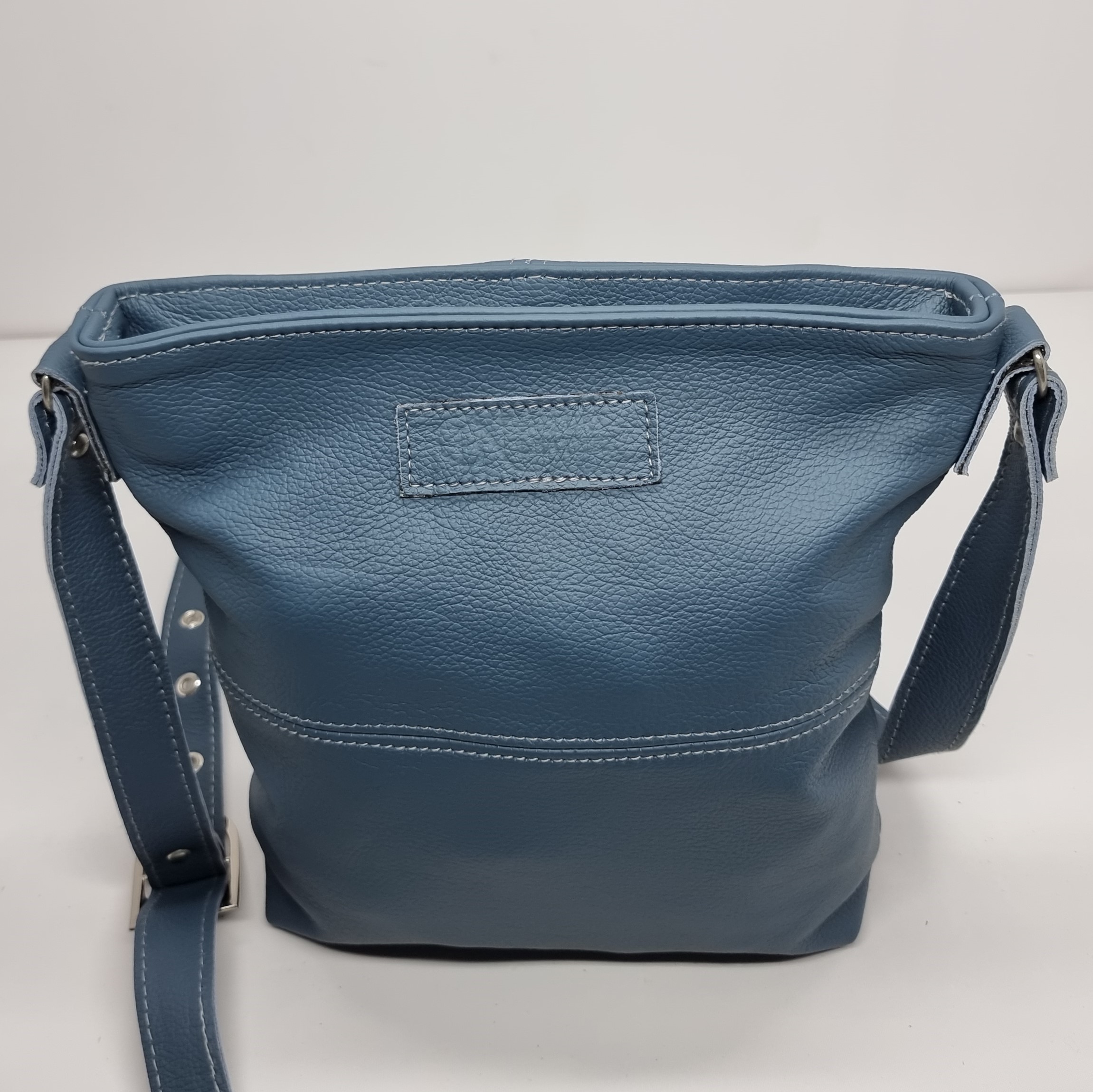 Dahlia Blue 4