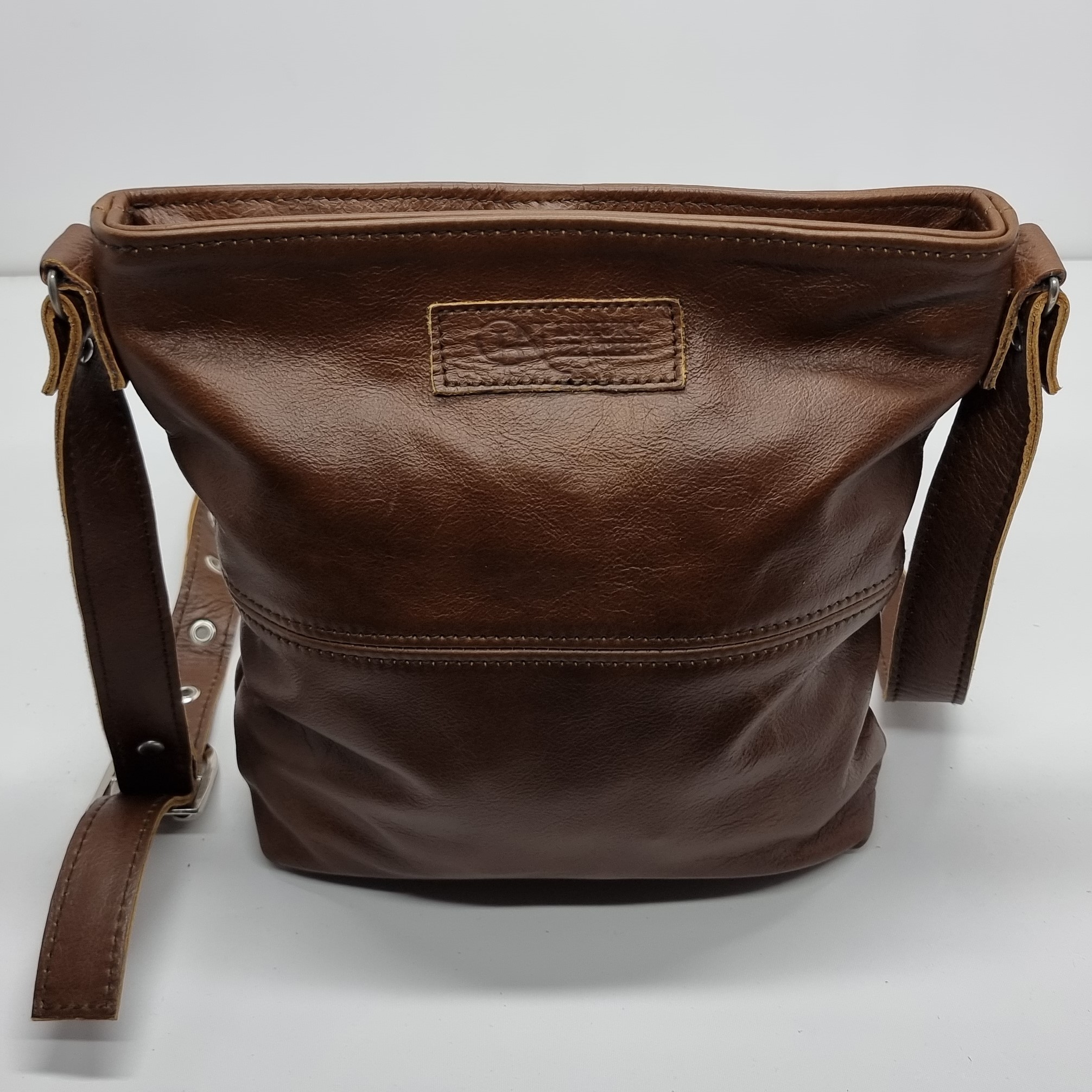 Dahlia Brown 4